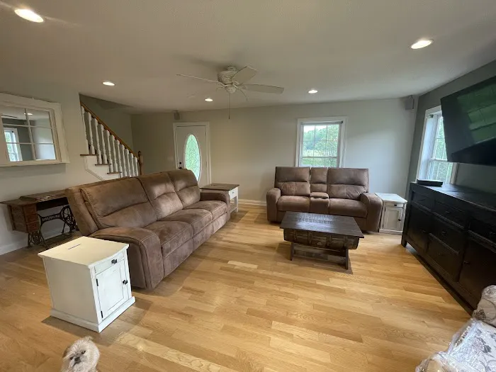 Hernandez Painting Picture 6