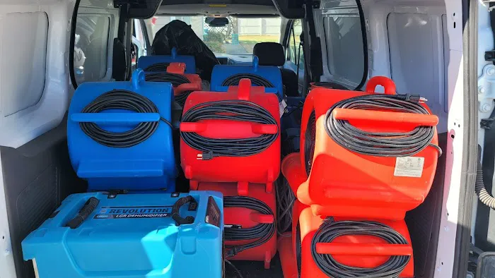 Leading Edge Picture 6