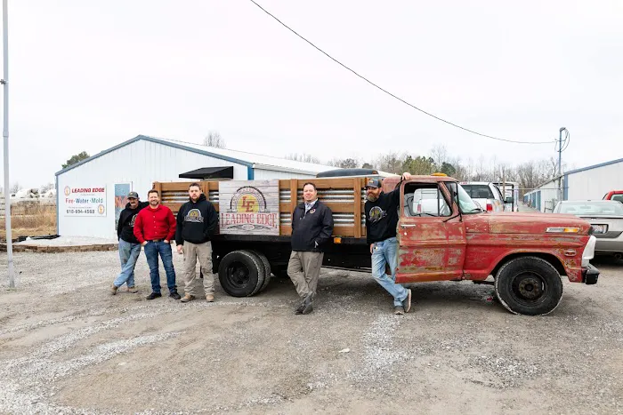 Leading Edge Picture 7