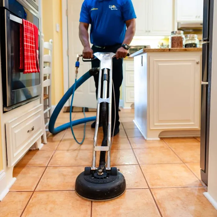 Universal Carpet Cleaning Picture 8