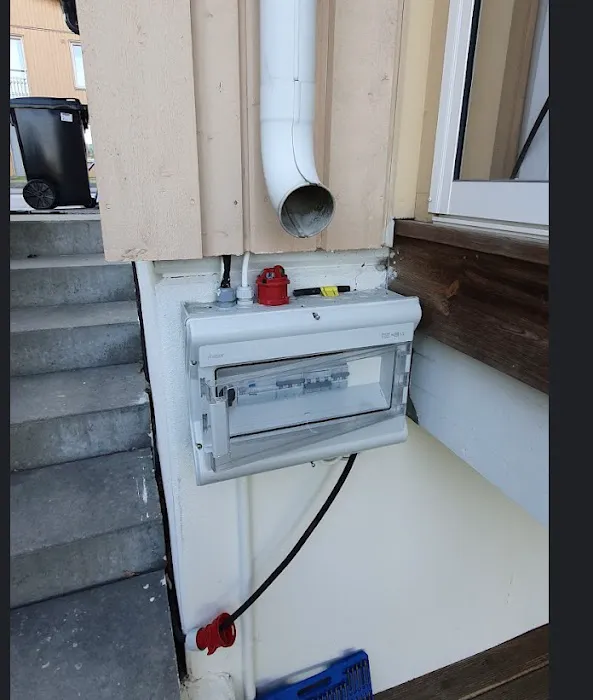 Quick-Dry Flood Services Picture 1