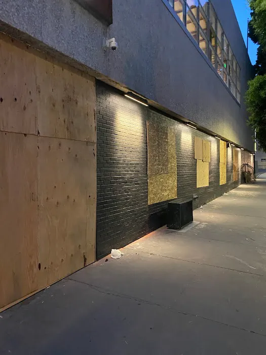 Hometown Restoration Picture 4