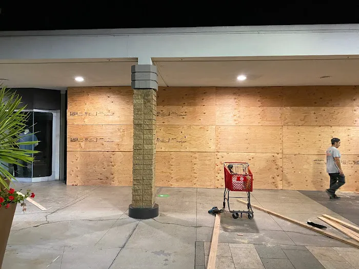 Hometown Restoration Picture 1