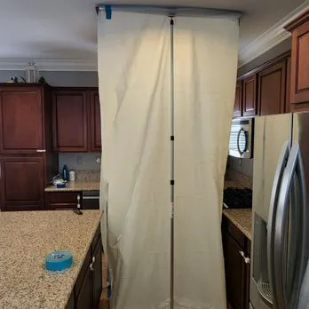 One Hat Restoration & Board Up Picture 5