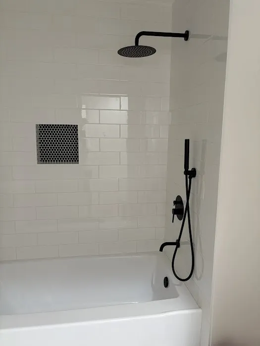 Enroute Plumbing and Restoration Picture 3