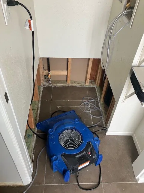 Enroute Plumbing and Restoration Picture 8