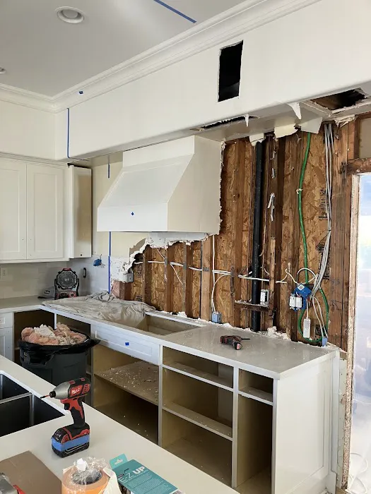 Enroute Plumbing and Restoration Picture 4