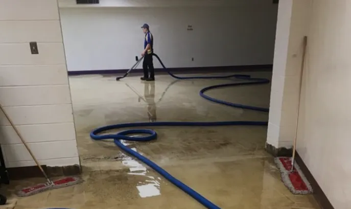 Super Water Damage Restoration Services Picture 1