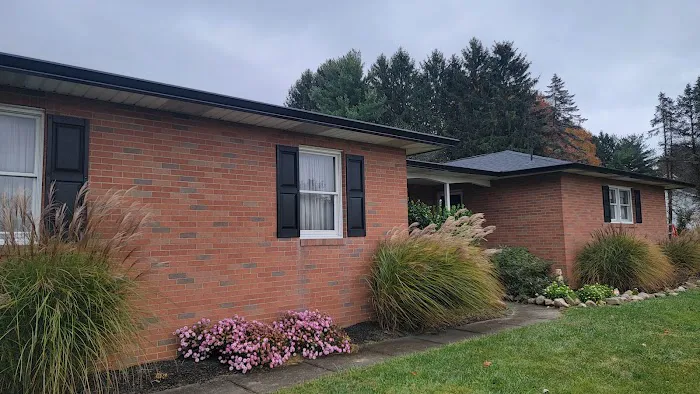 MRW Seamless Gutters Picture 5