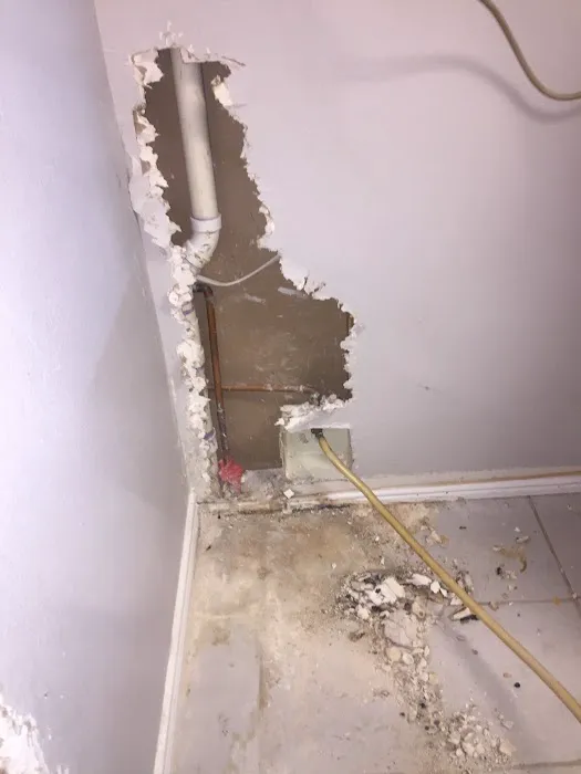 E & M Paint And Drywall Picture 5