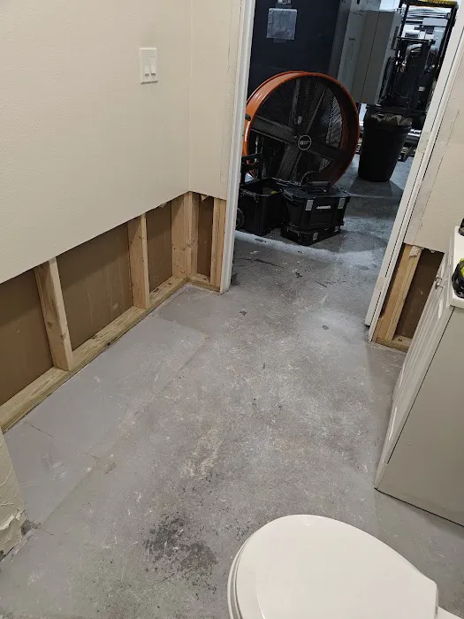 WFM RESTORATION LLC Picture 10