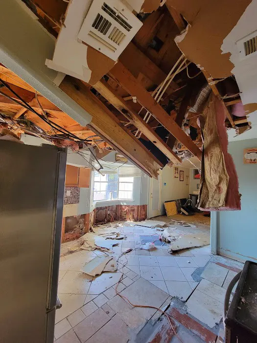 Steam Care | Cleaning Picture 8