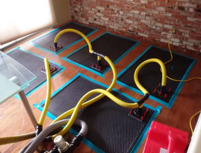 CRYSTAL CLEAR Picture 7