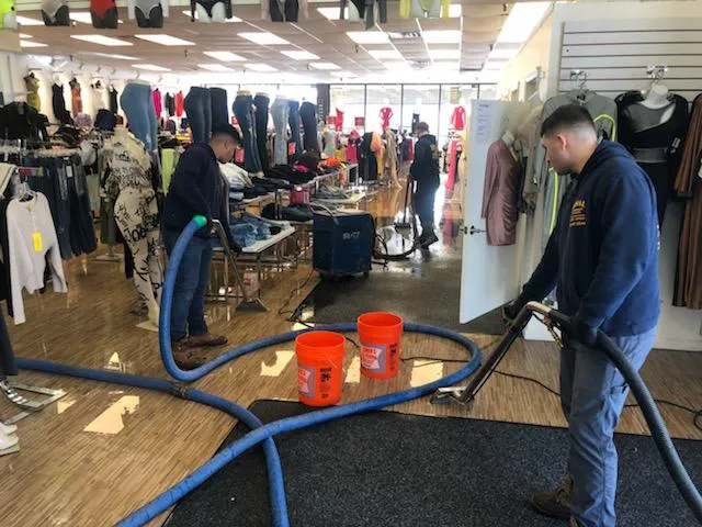 NEKO - Water Damage Restoration in Oak Ridge North Picture 4