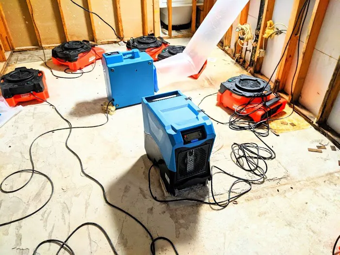 Disaster Masters SW Picture 10