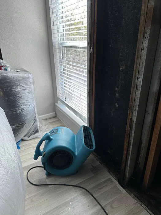 Home & Commercial Restoration LLC Picture 3