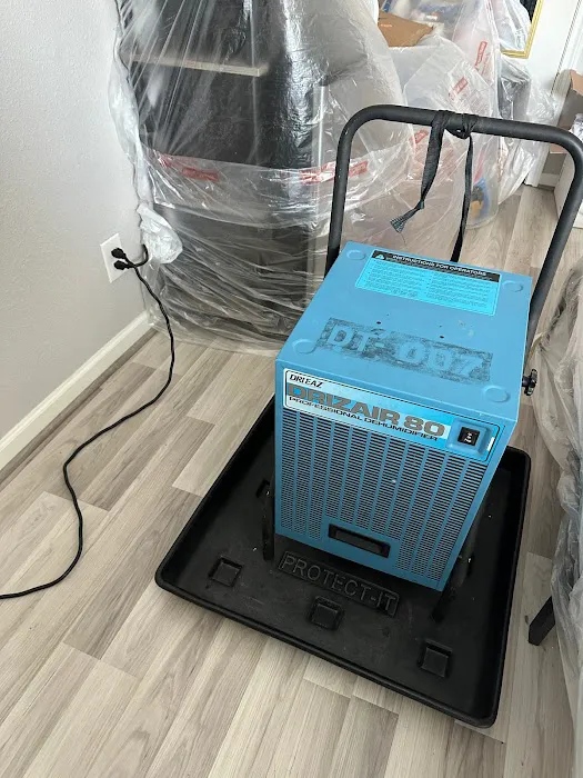 Home & Commercial Restoration LLC Picture 6