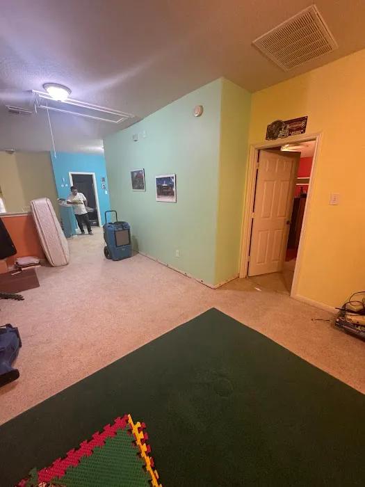 DAVIDS-CLEAN UPS INC Picture 7