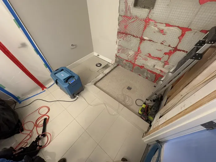 24/7 Restoration Specialists Picture 2