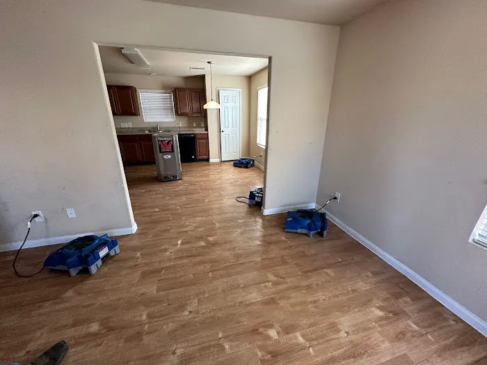 R&L Global Inc. Picture 6