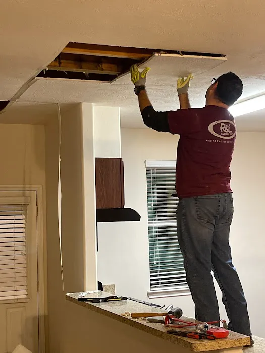 R&L Global Inc. Picture 9