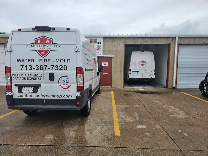 Zenith Disaster Clean Up Picture 5