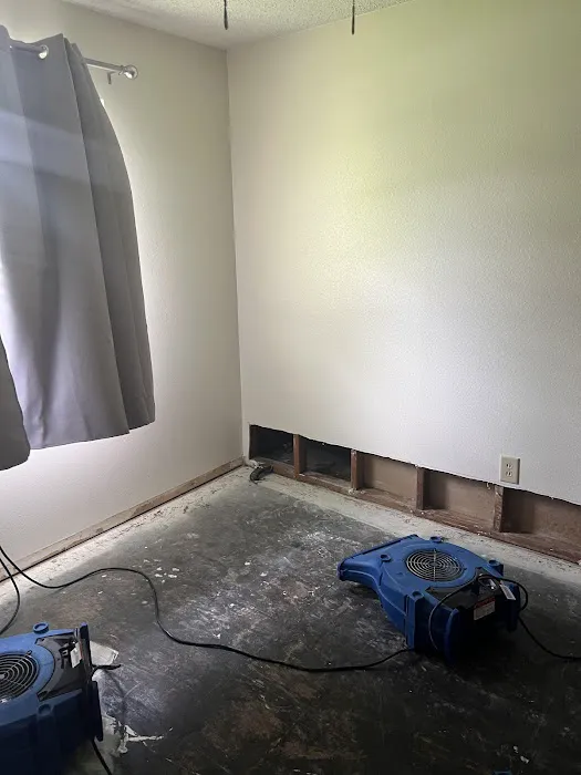 Zenith Disaster Clean Up Picture 8