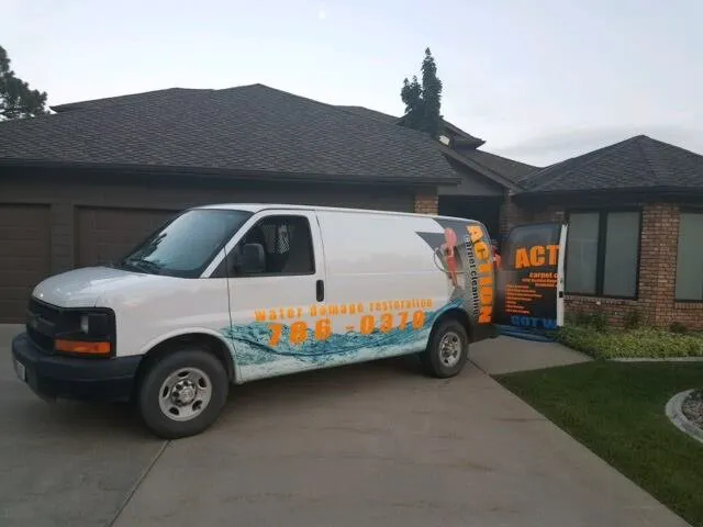 Action Carpet Cleaning Picture 3