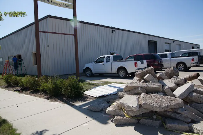 Arrow Service Team Picture 7