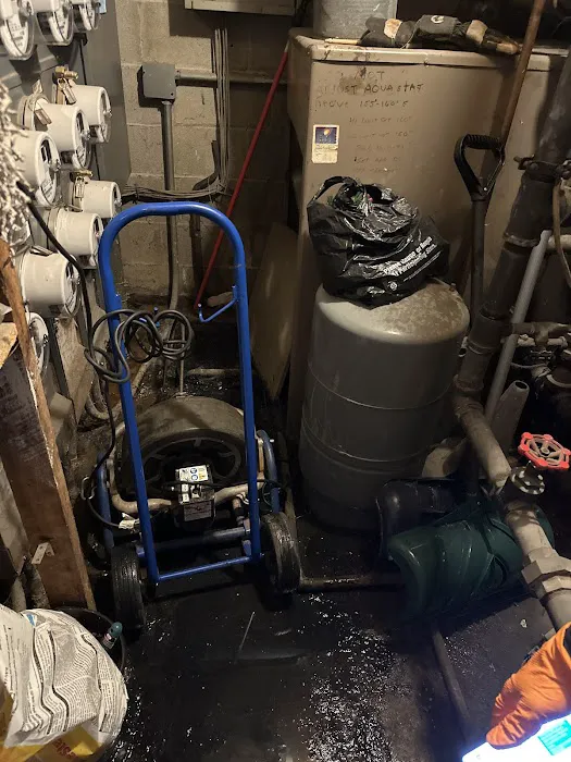 Roto-Rooter Plumbing & Water Cleanup Picture 2