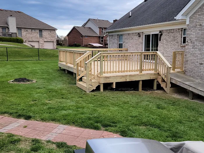 DRA'S DECK AND REMODEL Picture 3