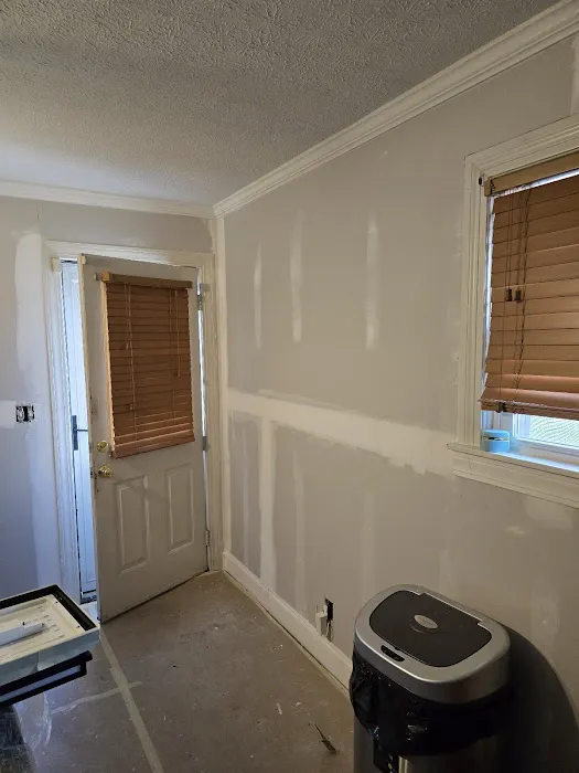 DRA'S DECK AND REMODEL Picture 7