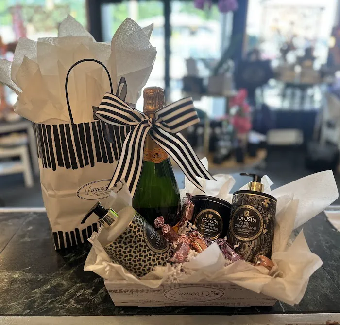 Cedar Crest Homes LLC Picture 9