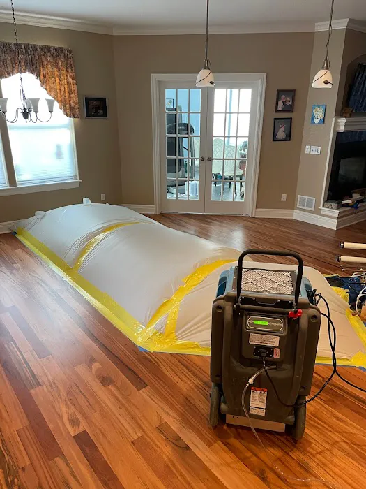 Red Carpet Flood Restoration of Northeast Kansas Picture 2