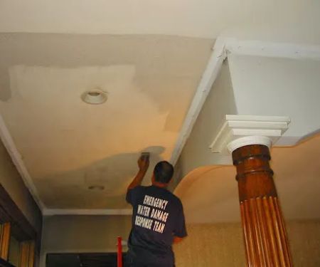 Chavez Cleaning & Restoration