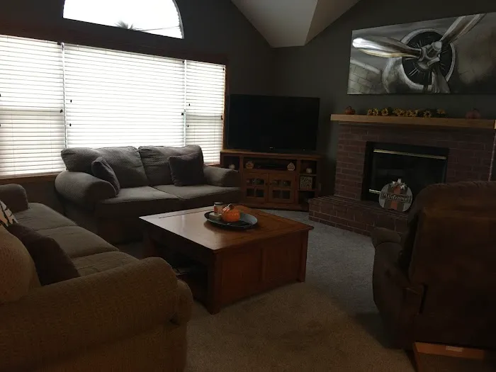 Jen's House & Commercial Cleaning Picture 3