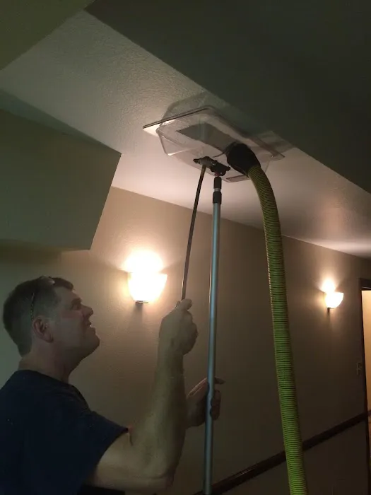 Steam Power Carpet and Air Duct Cleaning Picture 6