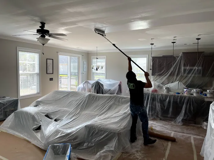 Task Force Maintenance Picture 7