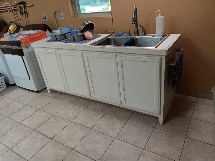 Exclusive painting and remodeling Picture 5