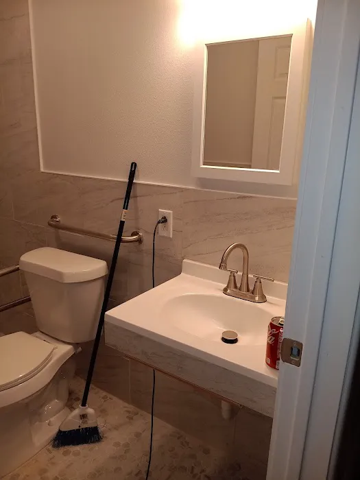 Universal Tech Service Picture 2