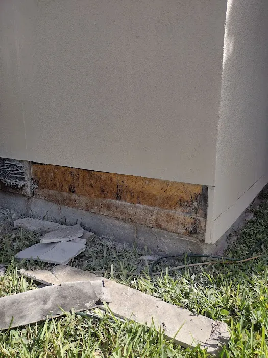 Universal Tech Service Picture 4