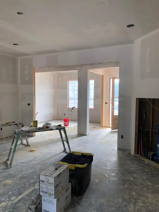 Universal Tech Service Picture 5