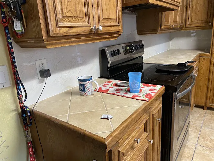 YJ Home Repair / Drywall Repair, Handyman,Plumbing, Electrician, Assembly Furniture and painting Picture 10