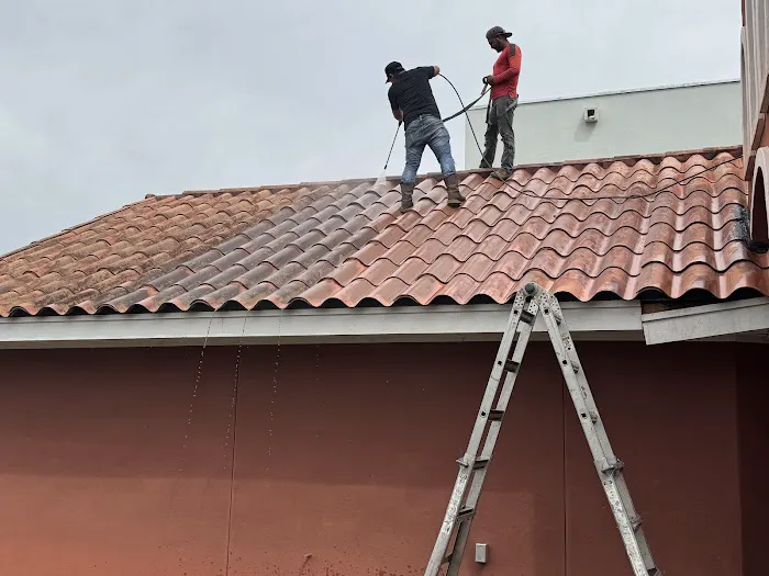 Above Quality Roofing Picture 4
