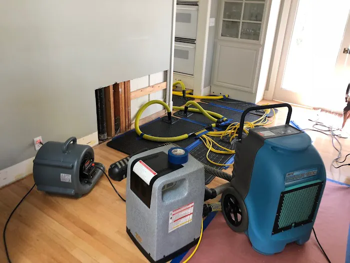 AAA Water Restoration Inc Picture 6