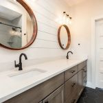 Henry's Painting & Contracting of Cedar Rapids