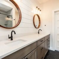 Henry's Painting & Contracting of Cedar Rapids ico