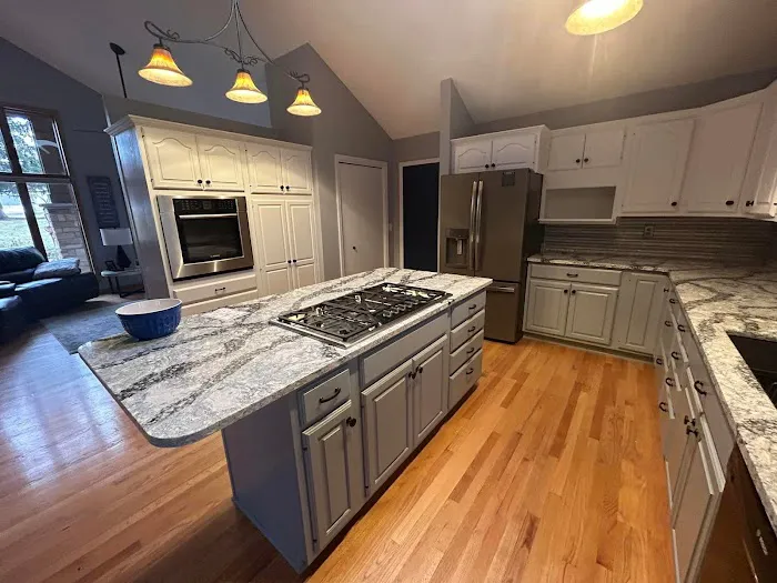 Henry's Painting & Contracting of Cedar Rapids Picture 6