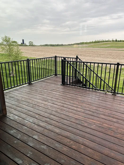 Dedicated Painting And Decks Iowa City Picture 3