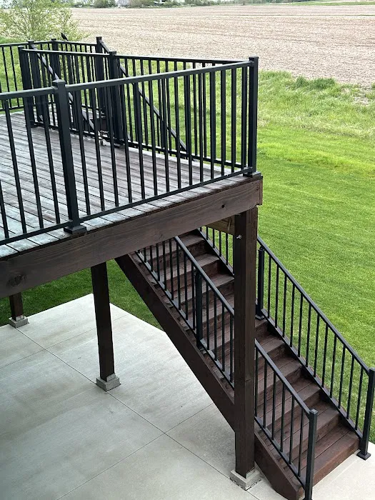 Dedicated Painting And Decks Iowa City Picture 7